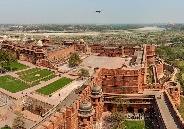 SUNRISE TOUR OF TAJ MAHAL